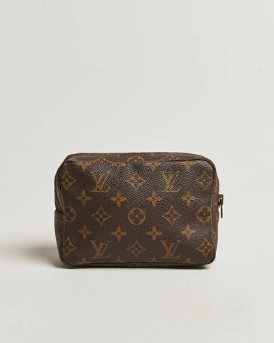 Louis Vuitton Pre-Owned Trousse Toilette 18 Monogram – Marrón