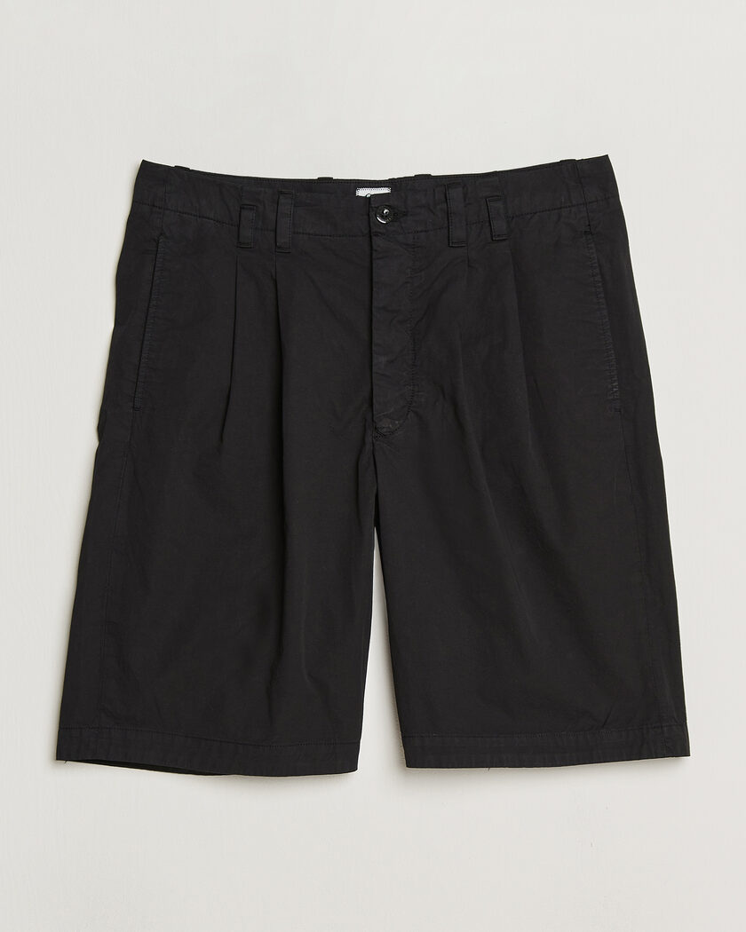 C.P. Company Cotton Gabardine Pleated Loose Shorts Black – Negro
