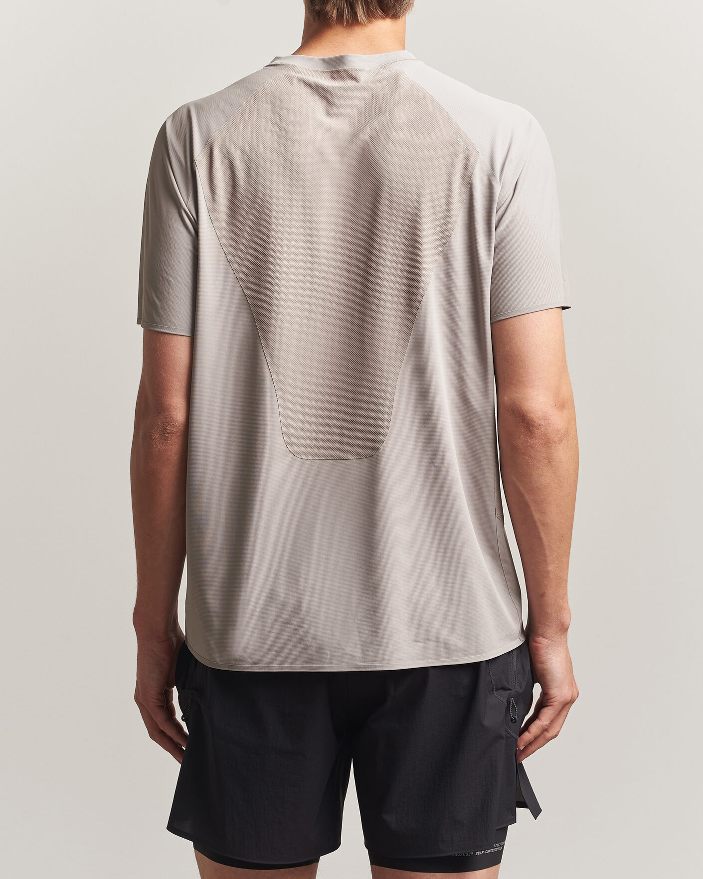 Hombres | Camisetas | Satisfy | AuraLite UV T-Shirt Moon Rock