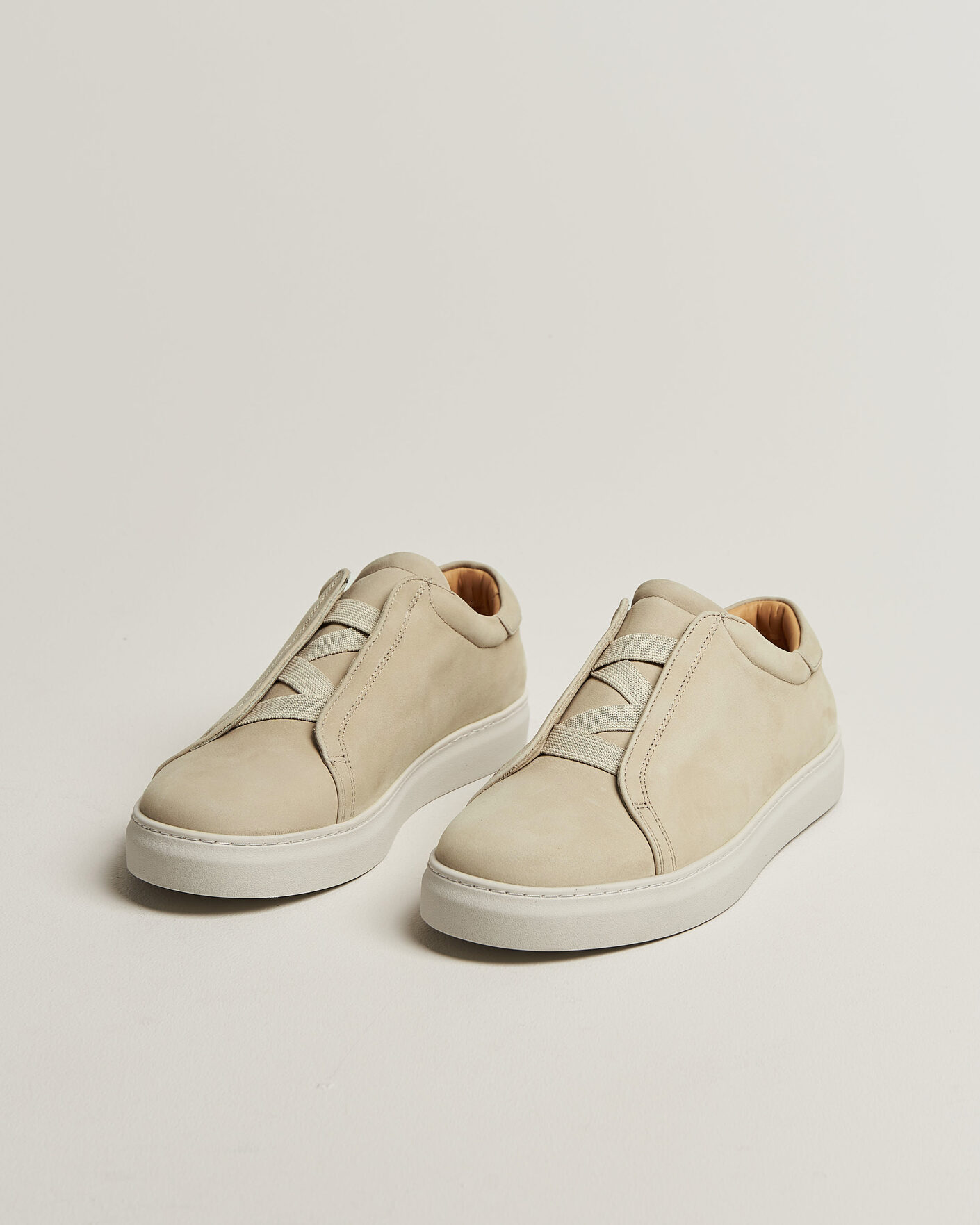 Hombres | Zapatillas | Myrqvist | Alnö Monochrome II Sneakers Beige Nubuck