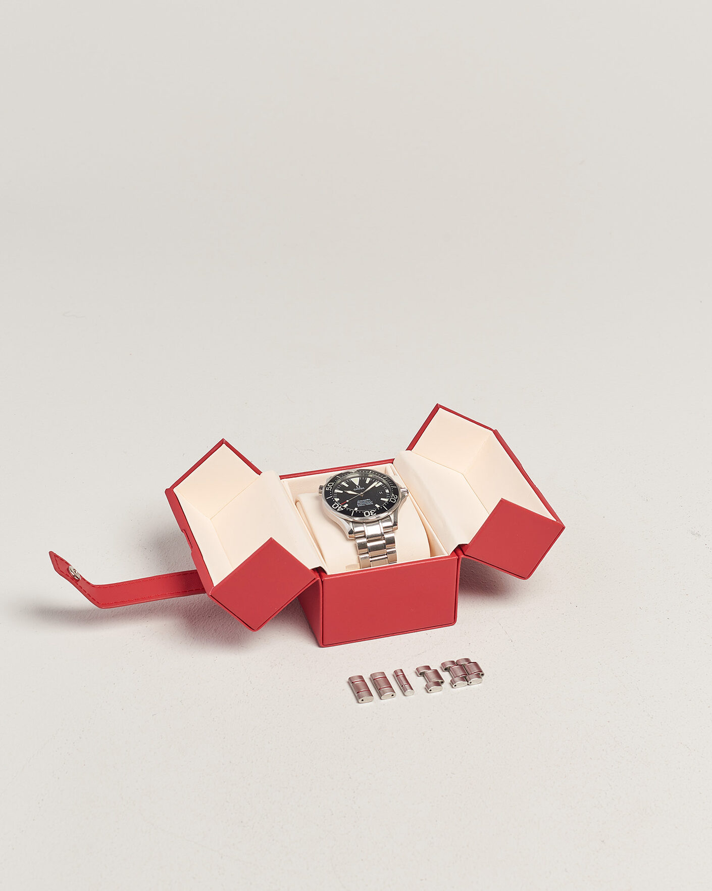 Hombres | Pre-Owned & Vintage Watches | Omega Pre-Owned | Seamaster 300M Peter Blake