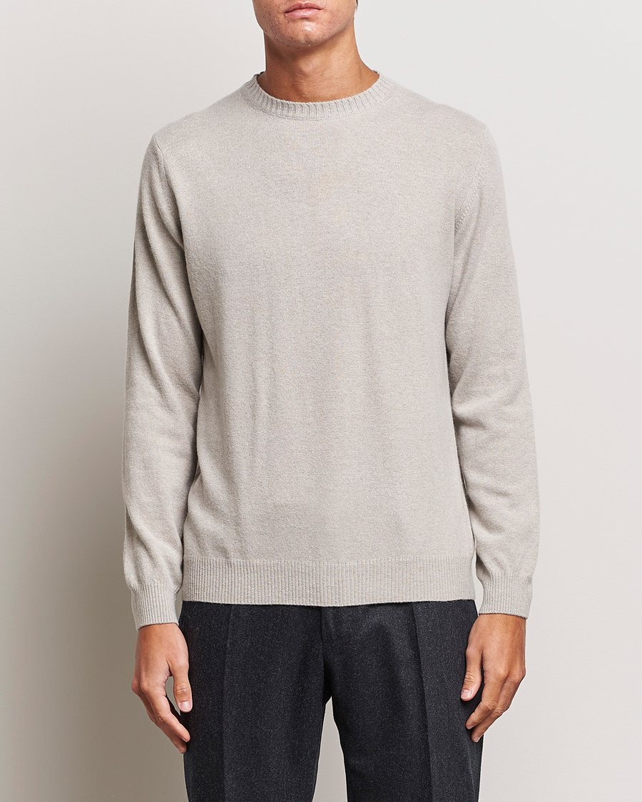 Hombres |  | Oscar Jacobson | Valter Wool/Cashmere Round Neck Light Beige