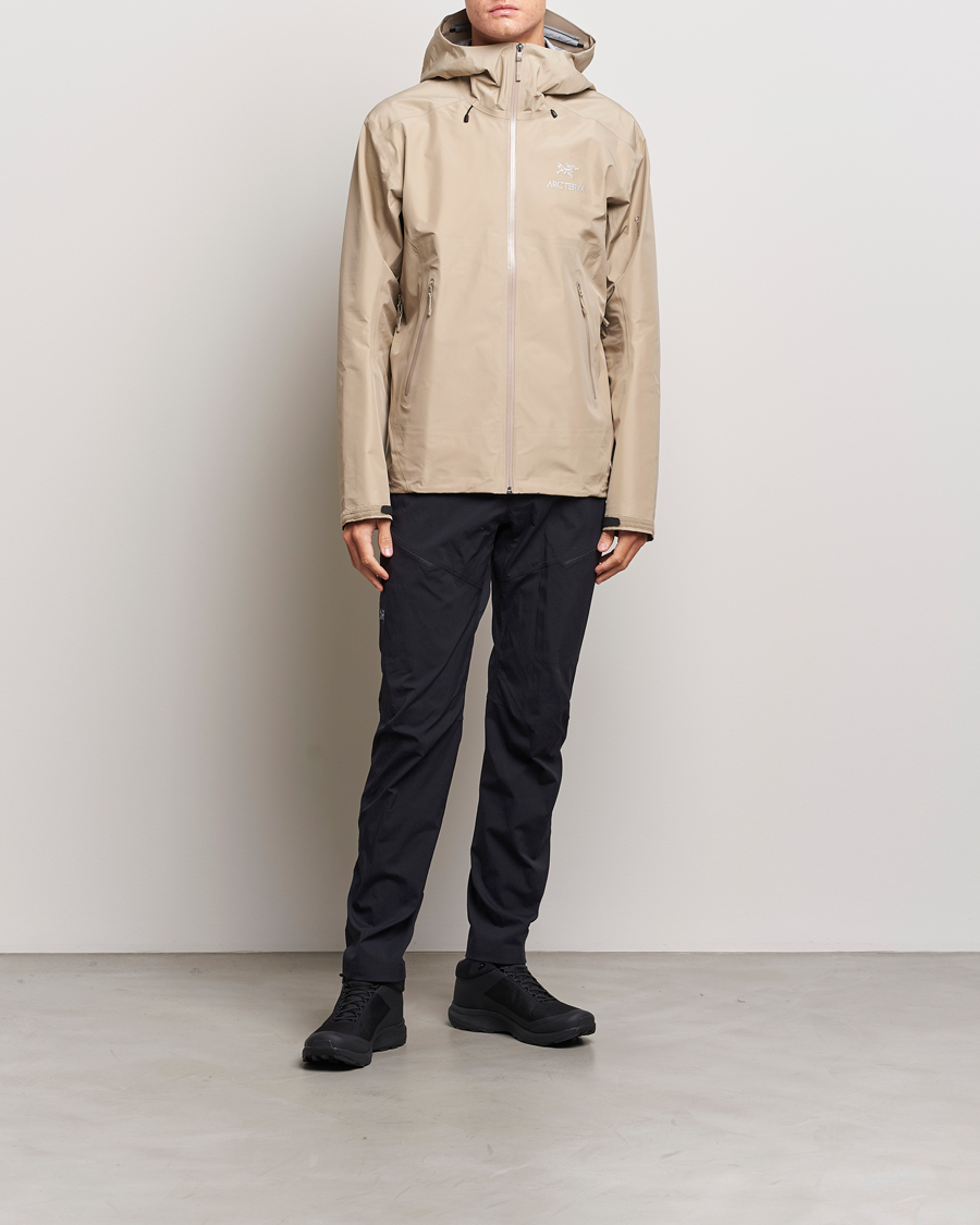 Hombres | Abrigos y chaquetas | Arc'teryx | Beta LT Jacket Smoke Bluff