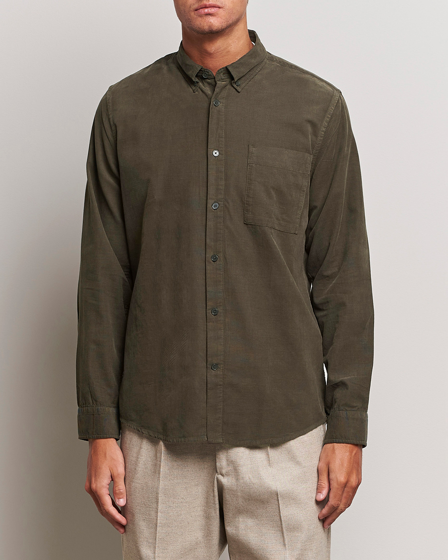 Hombres |  | NN07 | Arne Baby Cord Shirt Dark Army