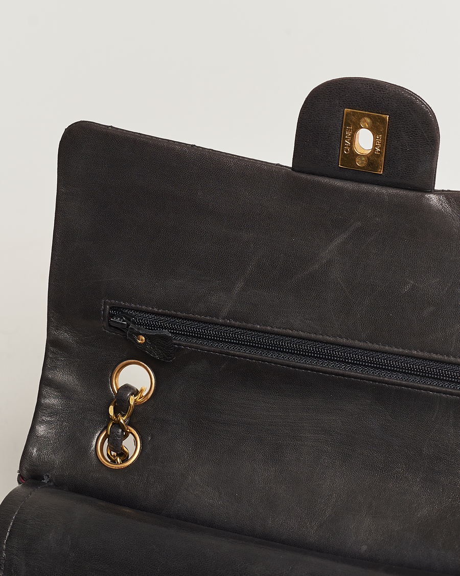 Hombres | Chanel Pre-Owned Classic Medium Flap Bag Calf Leather Black | Chanel Pre-Owned | Classic Medium Flap Bag Calf Leather Black