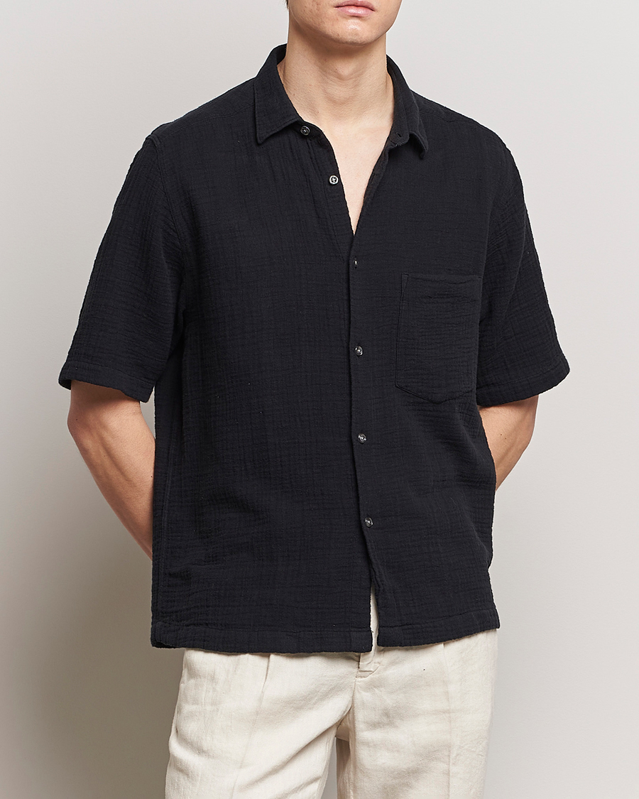 Hombres |  | Oscar Jacobson | Short Sleeve City Crepe Cotton Shirt Black