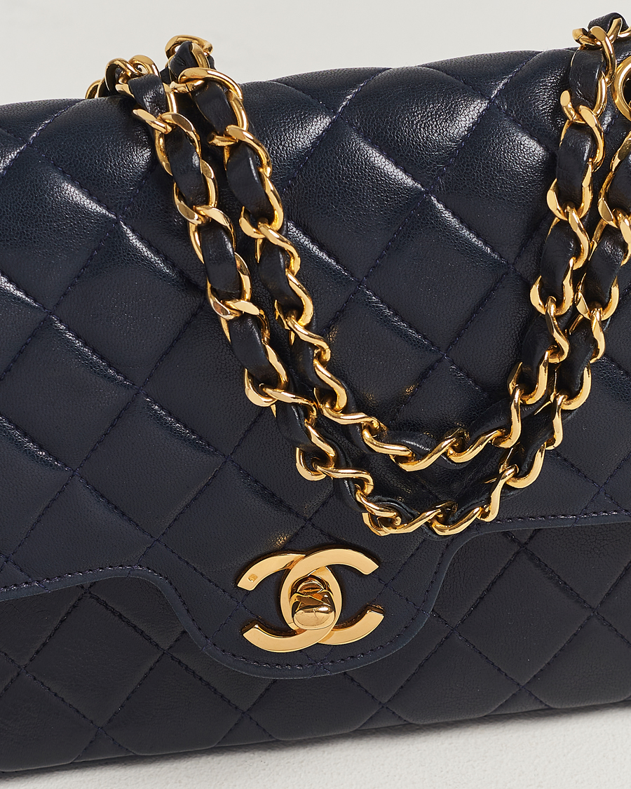 Hombres | Chanel Pre-Owned Small Classic Flap Bag Navy | Chanel Pre-Owned | Small Classic Flap Bag Navy