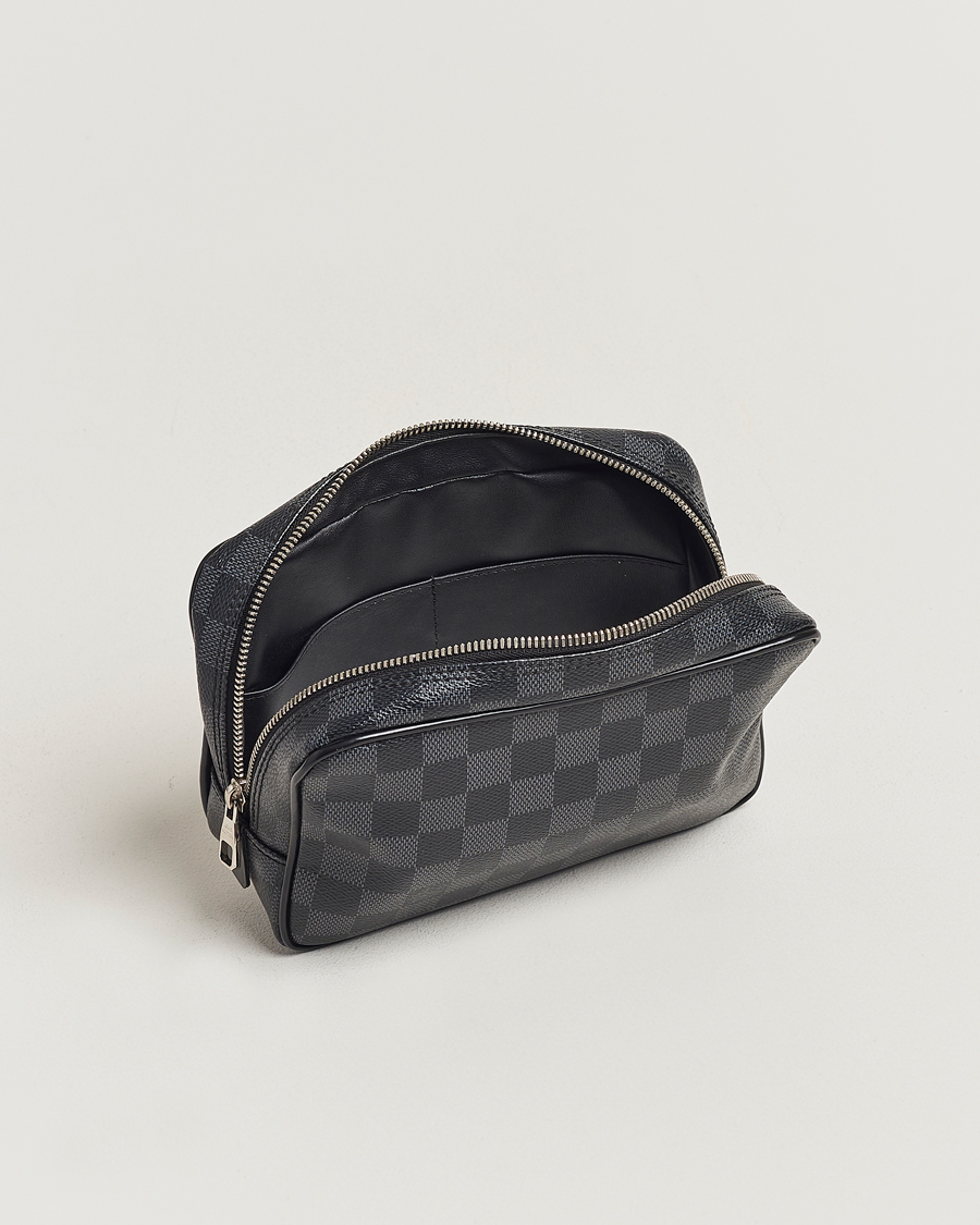 Hombres | Louis Vuitton Pre-Owned Toilet Pouch PM Damier Graphite | Louis Vuitton Pre-Owned | Toilet Pouch PM Damier Graphite