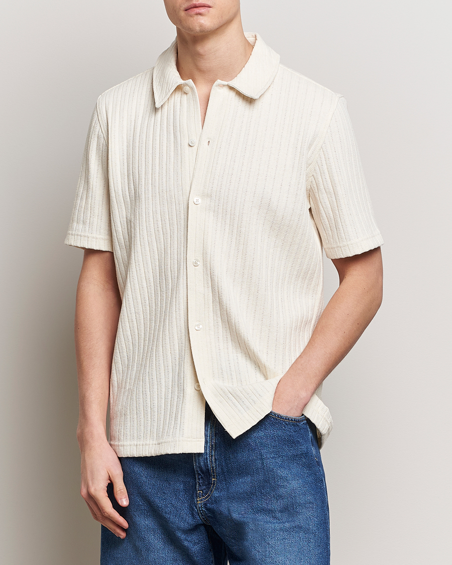 Hombres |  | Samsøe Samsøe | Sakvistbro Structured Short Sleeve Shirt Clear Cream