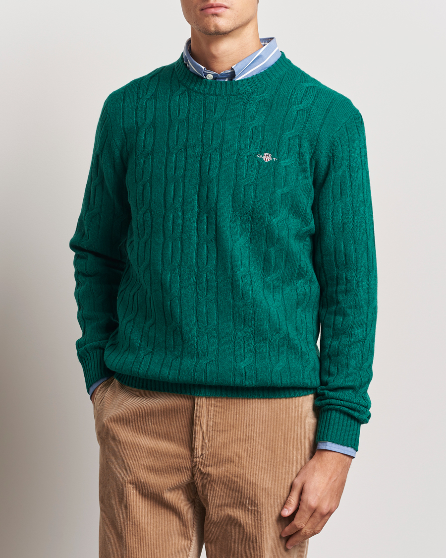 Hombres |  | GANT | Lambswool Cable C-Neck Deep Forest Green