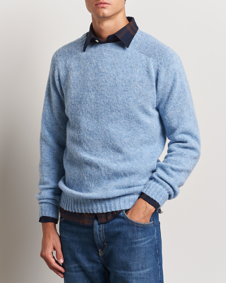 Hombres | Jerséis y prendas de punto | Harley Of Scotland | Brushed Supersoft Lambswool Crewneck Ice Sea