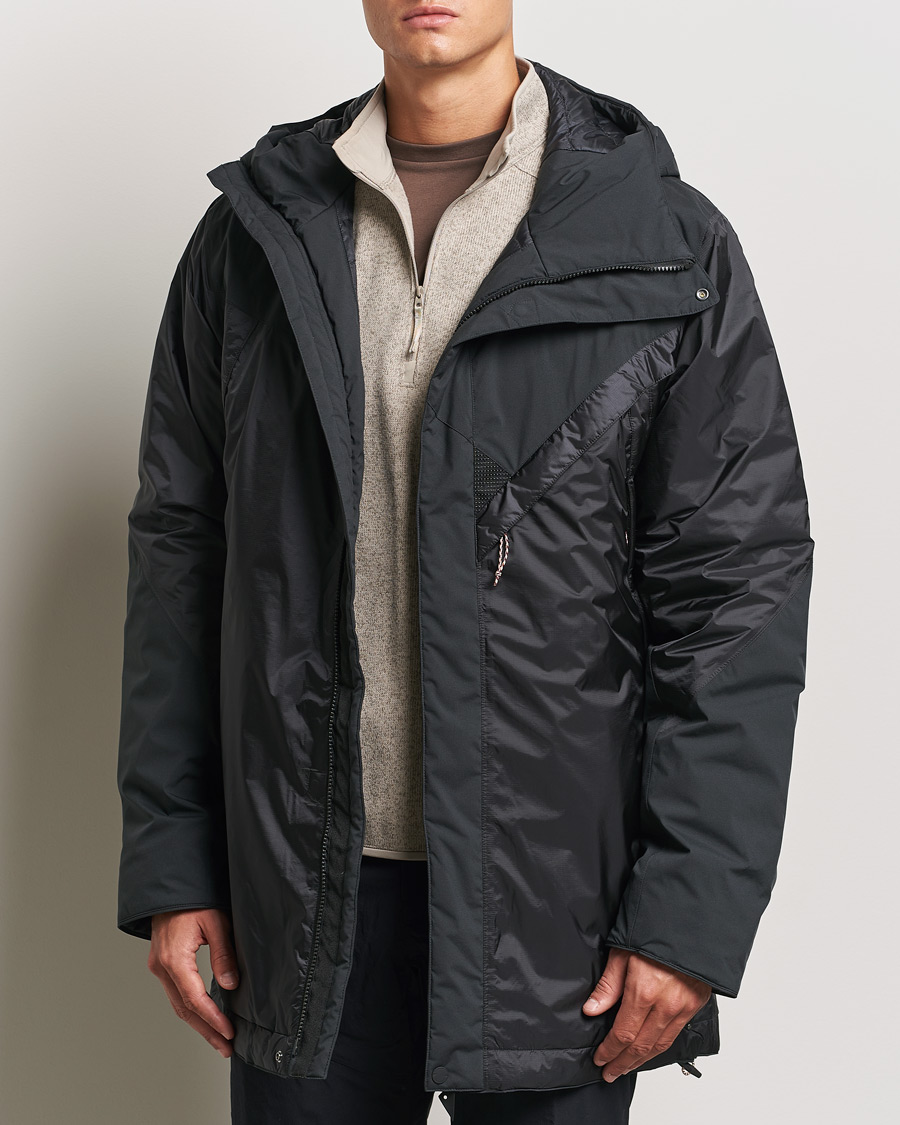 Hombres | Nuevas marcas | Klättermusen | Aud Waterproof Down Jacket Pitch Black