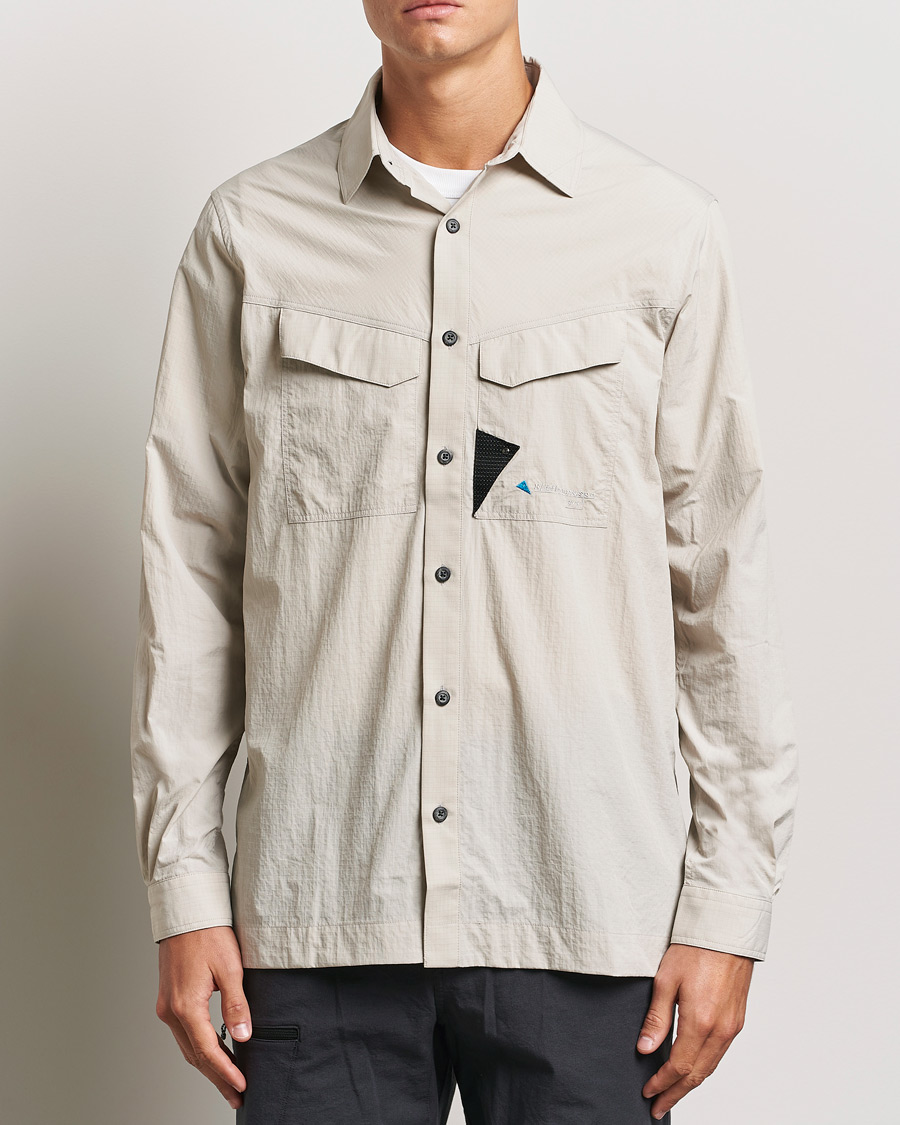 Hombres |  | Klättermusen | Syn Lightweight Ripstop Shirt Silver Creme