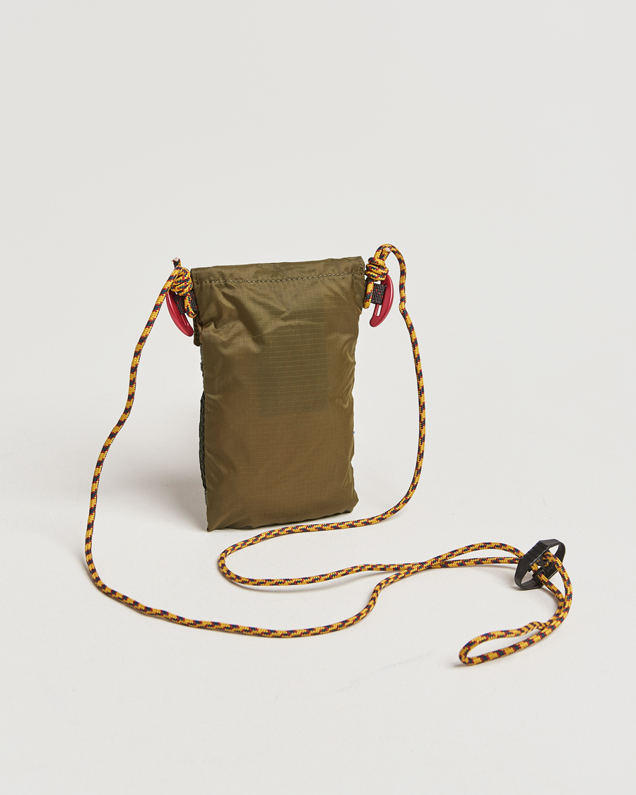 Hombres |  | Klättermusen | Algir Lanyard Pocket Bag Olive