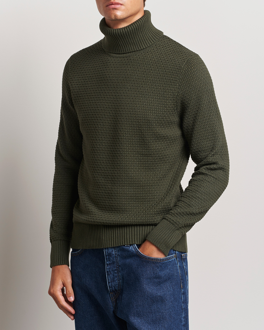 Hombres |  | J.Lindeberg | Olivero Structure Cotton Turtleneck Forest Green