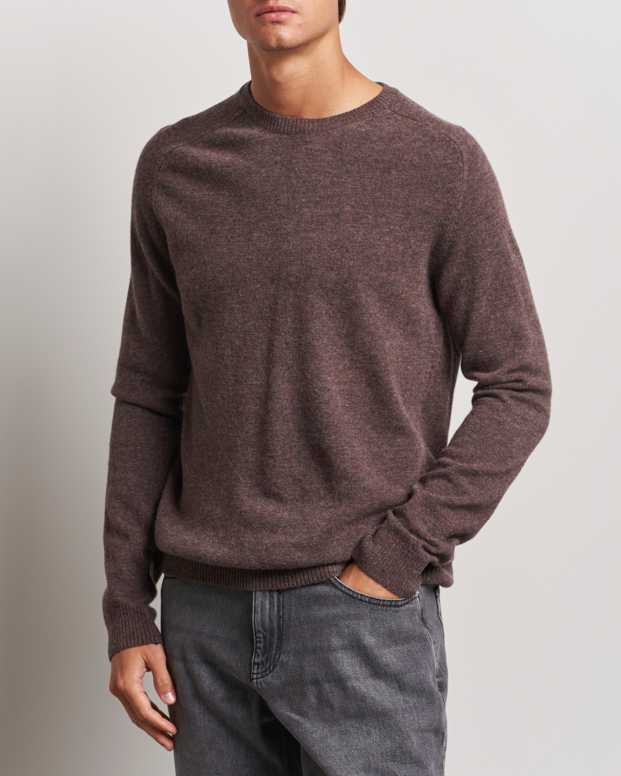 Hombres | Jerseys de punto | KnowledgeCotton Apparel | Lambswool Roundneck Brown