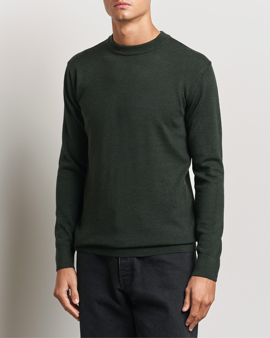 Hombres | Jerseys de cuello redondo | KnowledgeCotton Apparel | Regular Merino Knit Crew Neck Green