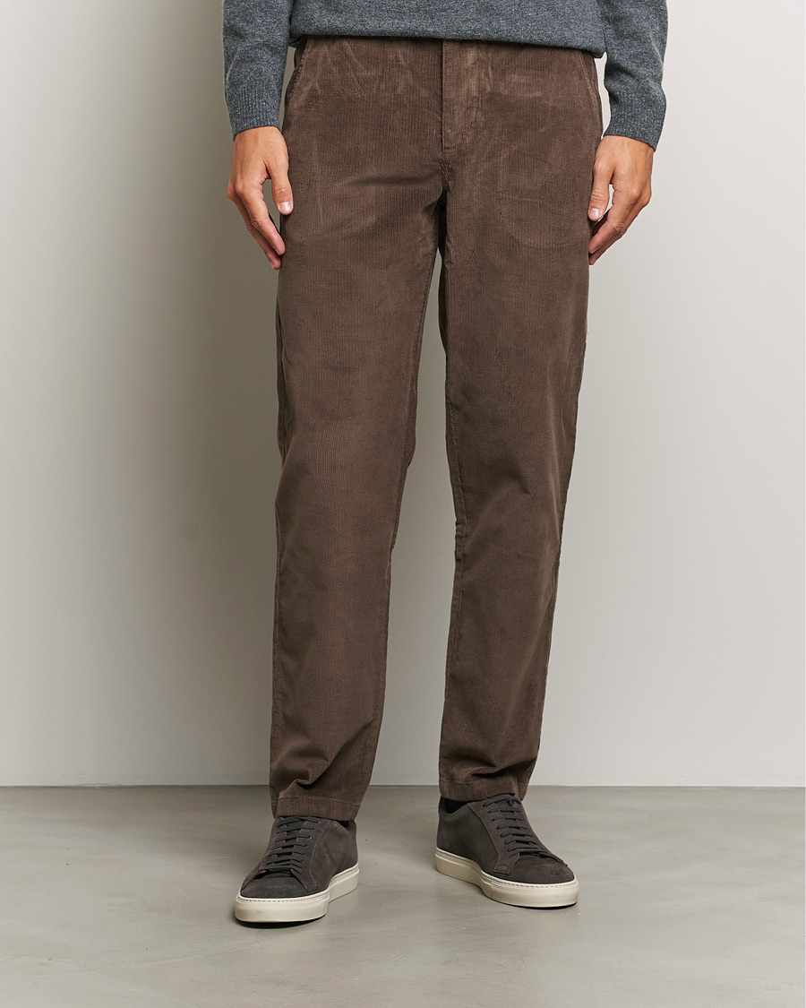 Hombres |  | KnowledgeCotton Apparel | Chuck Regular Cord Trousers Chocolate