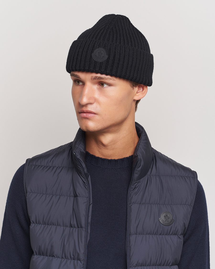 Hombres |  | Moncler | Tonal Logo Beanie Black