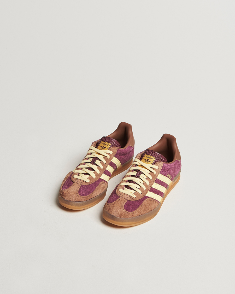 Hombres |  | adidas Originals | Gazelle Indoor Two Tone Sneaker Burgundy