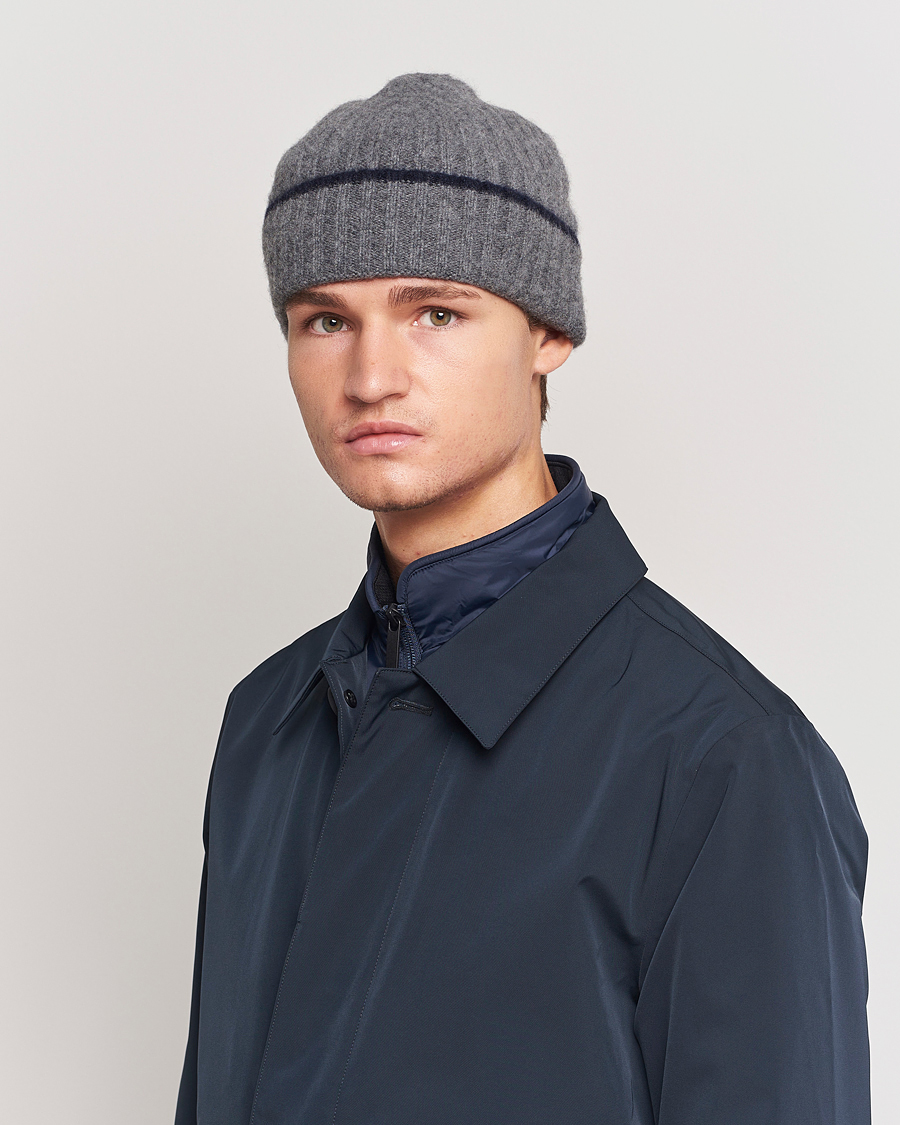 Hombres |  | Amanda Christensen | Rib Knitted Cashmere Paspoal Cap Grey Melange