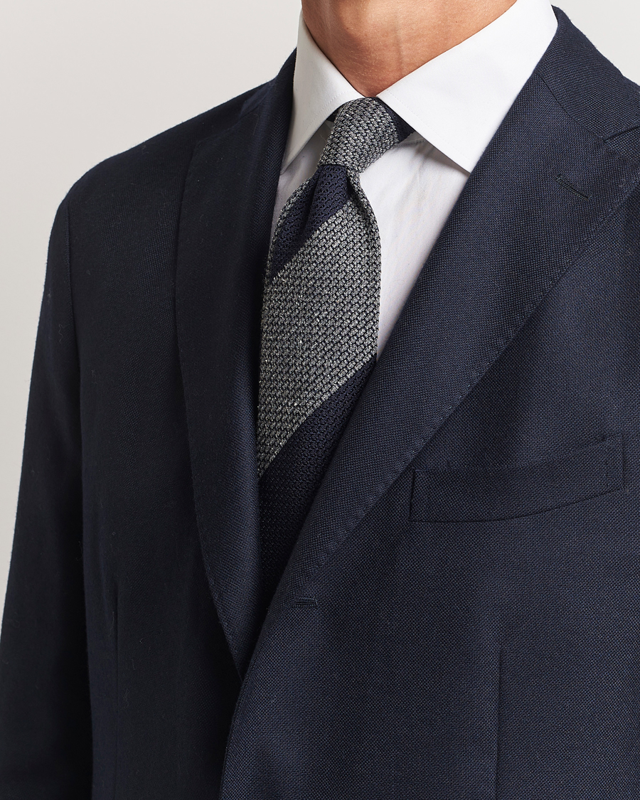 Hombres | Corbatas | Amanda Christensen | Silk/Wool Striped 8cm Tie Navy/Grey