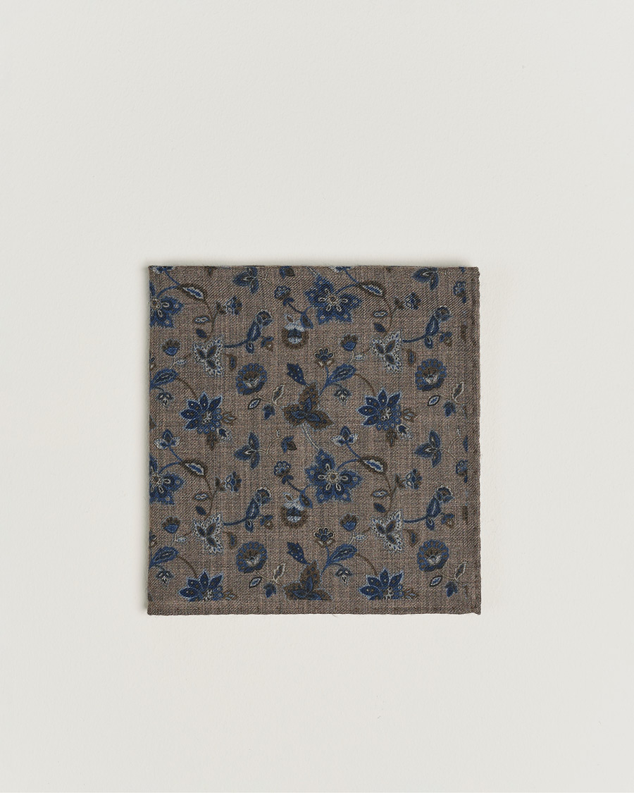 Hombres |  | Amanda Christensen | Wool Flannel Printed Flower Pocket Square Brown