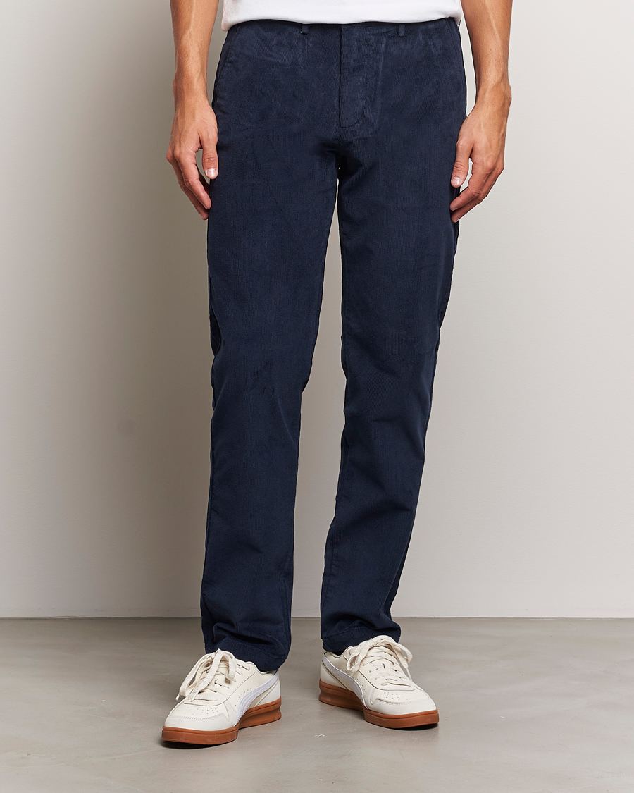 Hombres |  | Dockers | Slim Cotton Corduroy Chino Navy