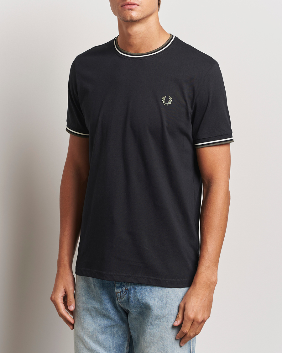 Hombres |  | Fred Perry | Twin Tipped T-Shirt Black