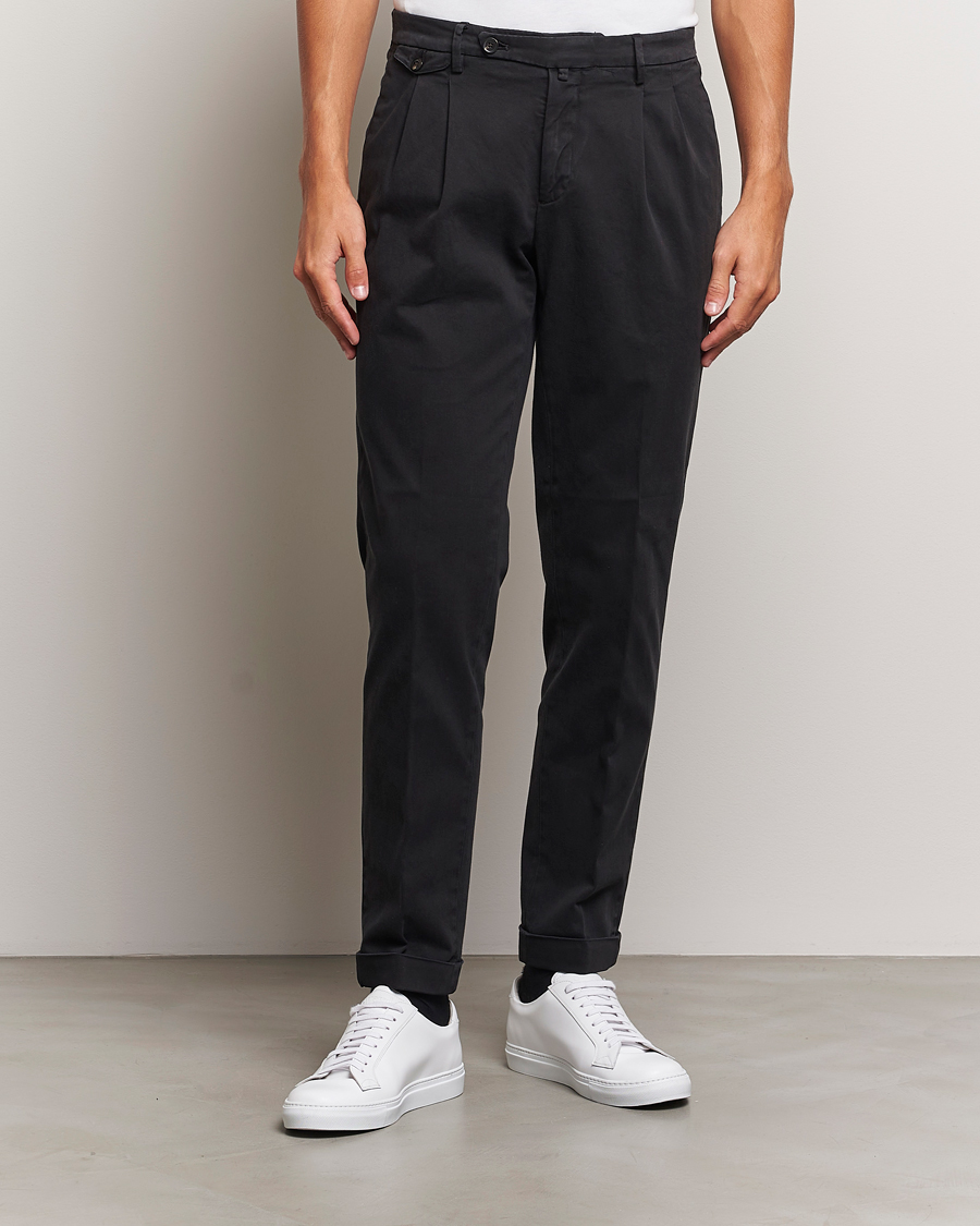 Hombres |  | Briglia 1949 | Easy Fit Pleated Cotton Stretch Chino Black