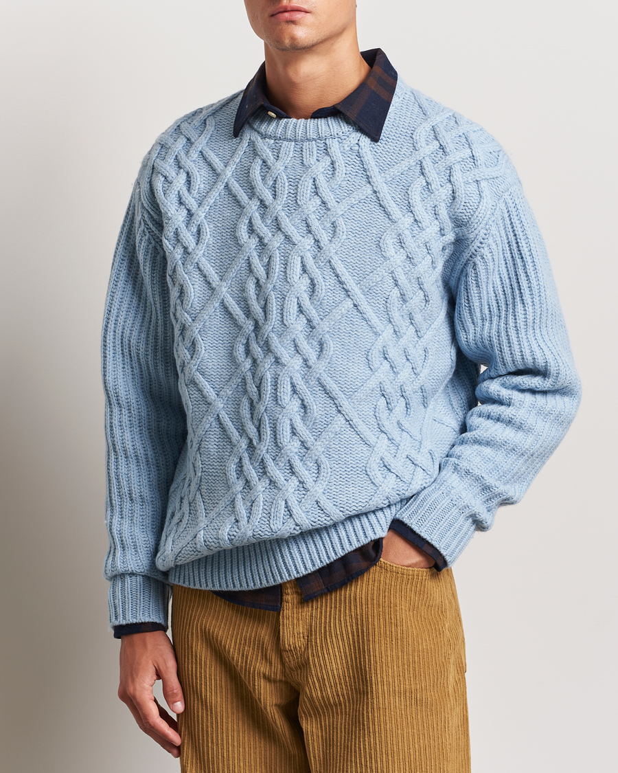 Hombres | Drôle de Monsieur | Drôle de Monsieur | Heavy Cable Knit Pullover Light Blue