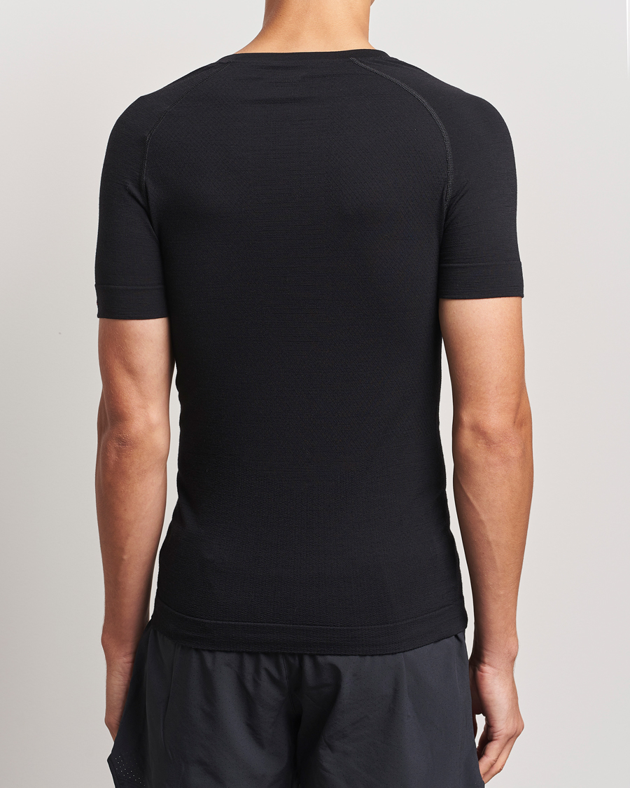 Hombres | Camisetas negras | Falke Sport | Wool Tech Light T-Shirt Black