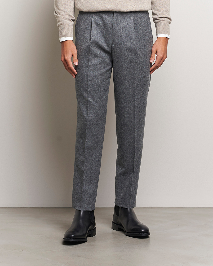 Hombres |  | Brunello Cucinelli | Slim Fit Pleated Flannel Trousers Grey Melange