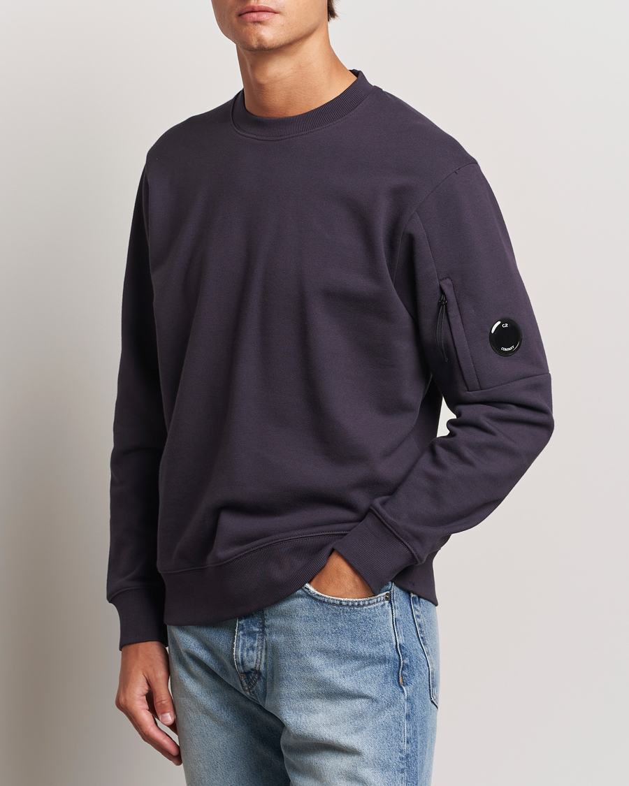 Hombres |  | C.P. Company | Diagonal Raised Fleece Lens Sweatshirt Washed Navy