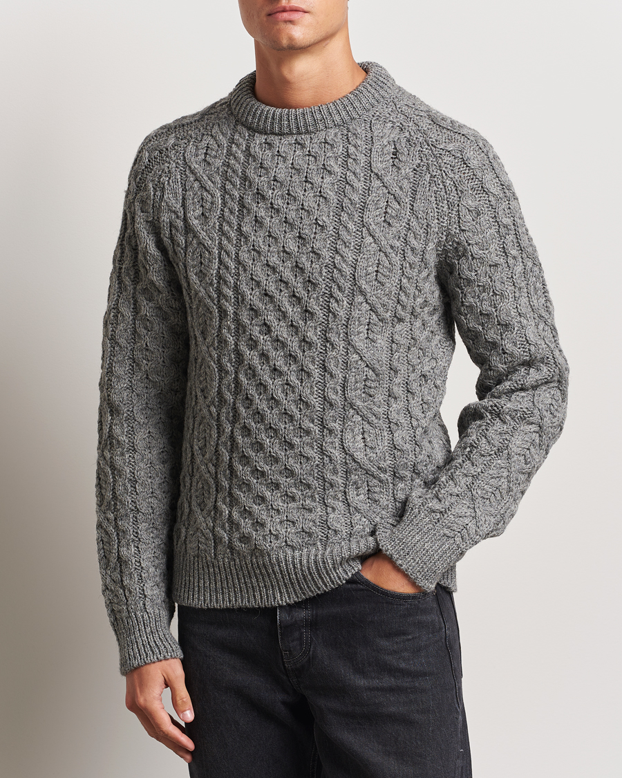 Hombres |  | Peregrine | Hudson Wool Aran Knitted Jumper Steel