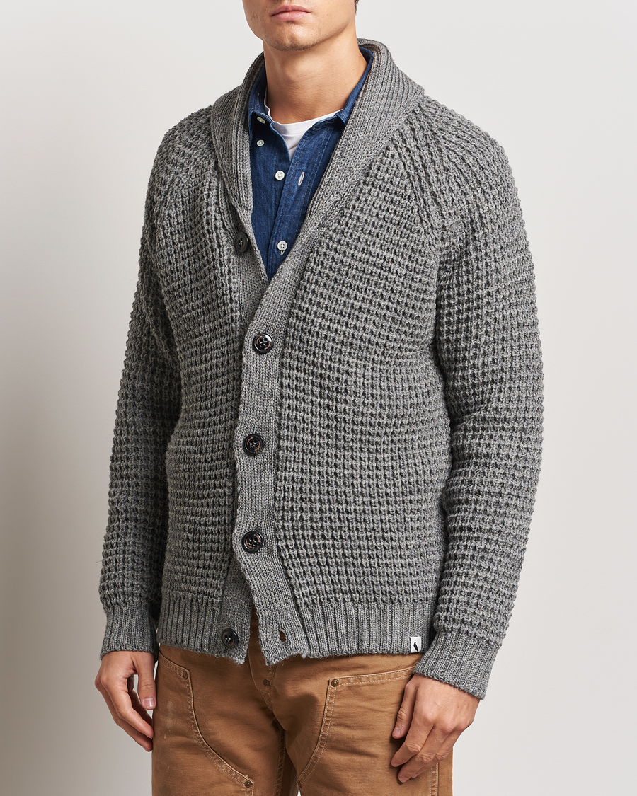 Hombres |  | Peregrine | Waffle Wool Shawl Cardigan Steel