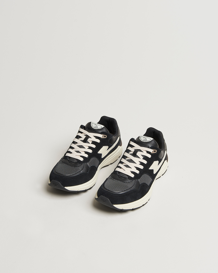 Hombres |  | Stepney Workers Club | Amiel S-Strike Suede Sneaker Black