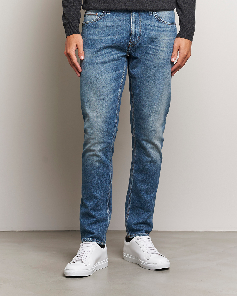 Hombres |  | Tiger of Sweden | Pistolero Stretch Cotton Jeans Medium Blue