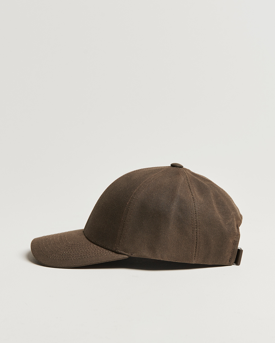 Hombres | New Nordics | Varsity Headwear | Oilskin Baseball Cap Chestnut Brown