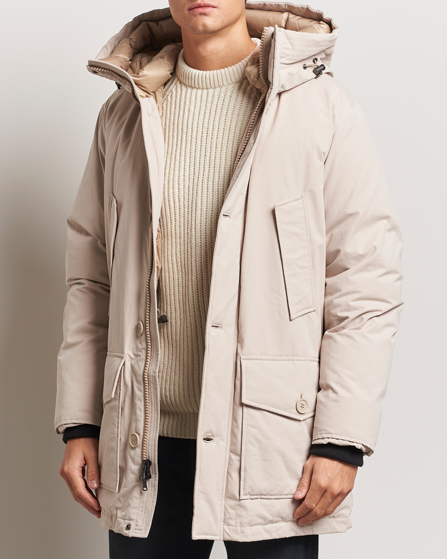 Hombres | Chaquetas clásicas | Woolrich | Peached Cotton Arctic Parka Oxford Tan