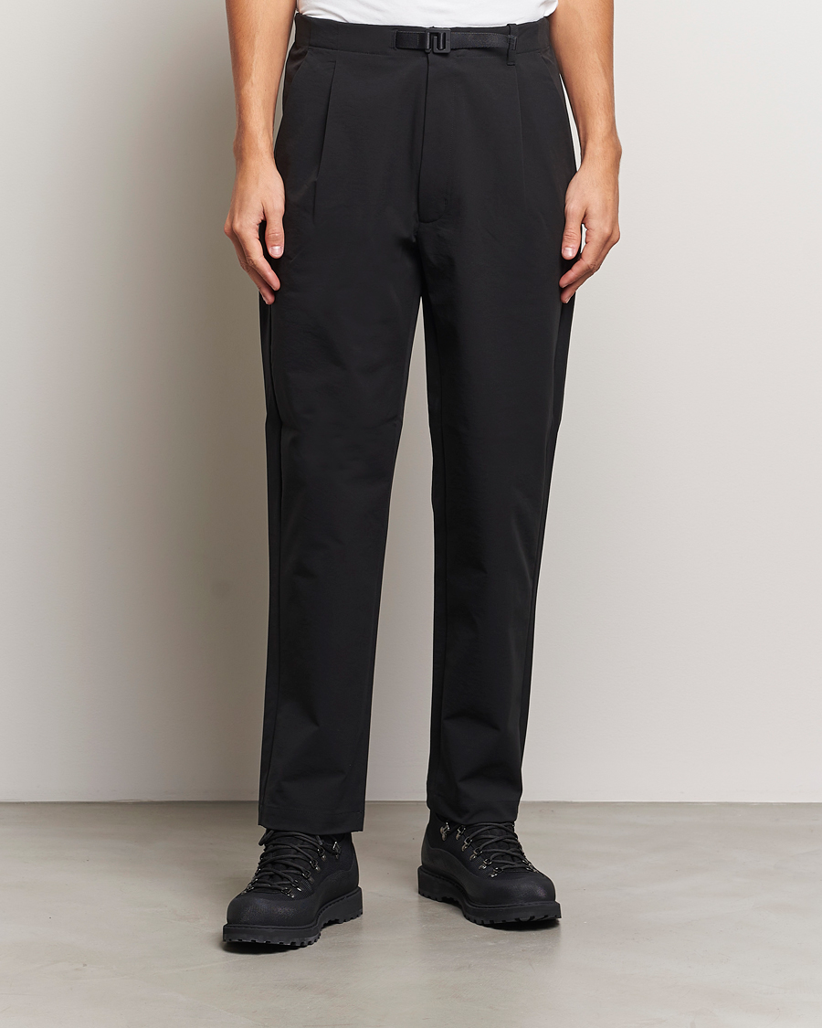 Hombres |  | Goldwin | One Tuck Tapered Stretch Pants Black