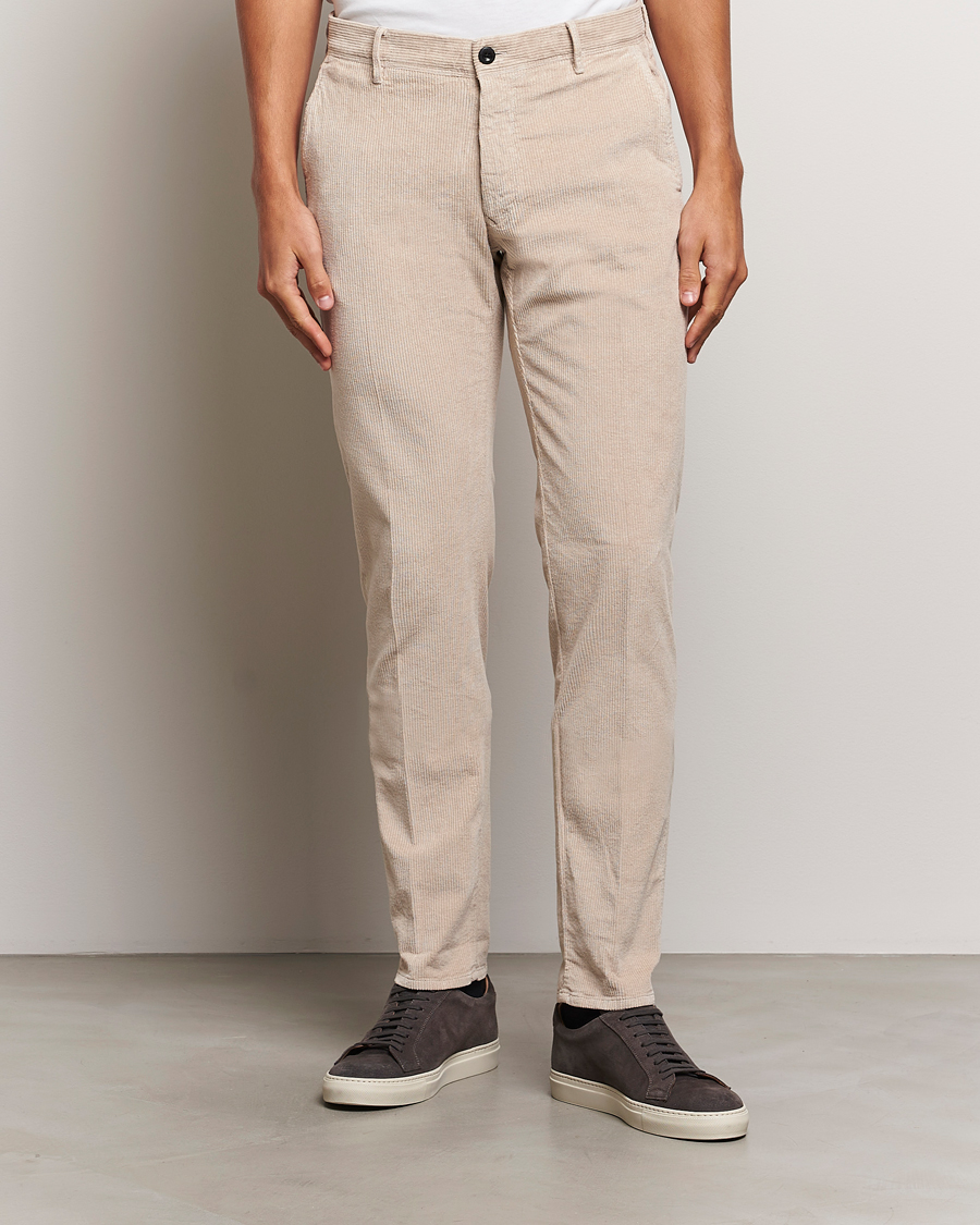 Hombres |  | Incotex | Slim Fit Leisure Cord Slacks Light Beige