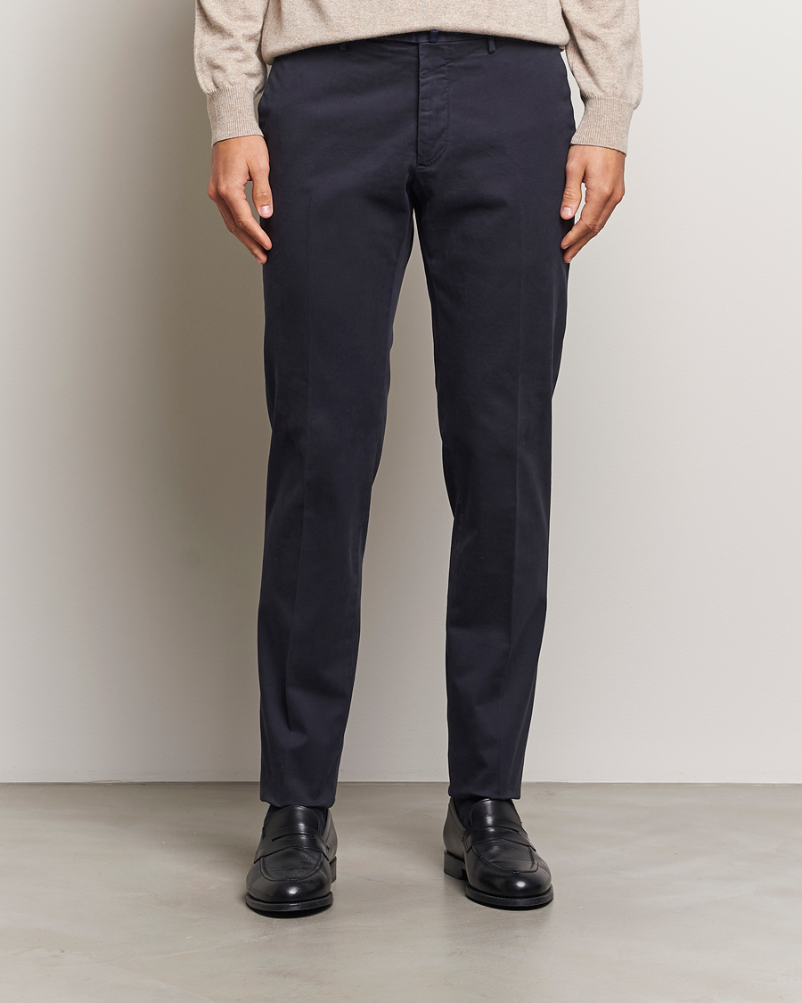 Hombres |  | Incotex | Slim Fit Cotton Stretch Chinos Navy