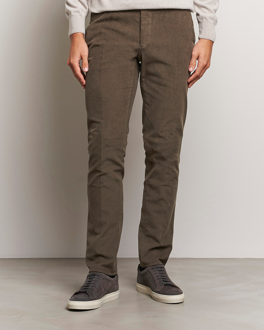 Hombres |  | Incotex | Slim Fit Baby Corduroy Trousers Brown