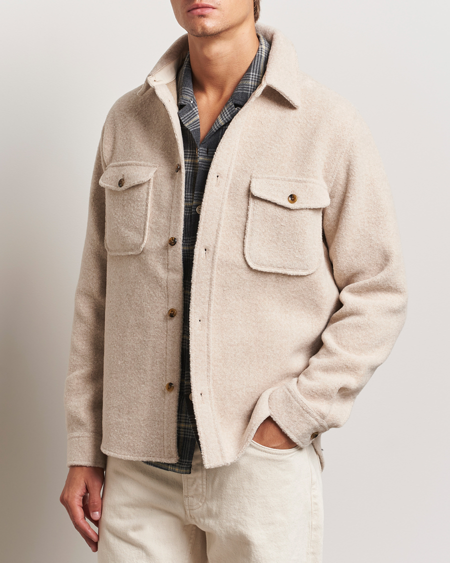 Hombres | An Overshirt Occasion | LES DEUX | Lennon Boucle Overshirt Ivory