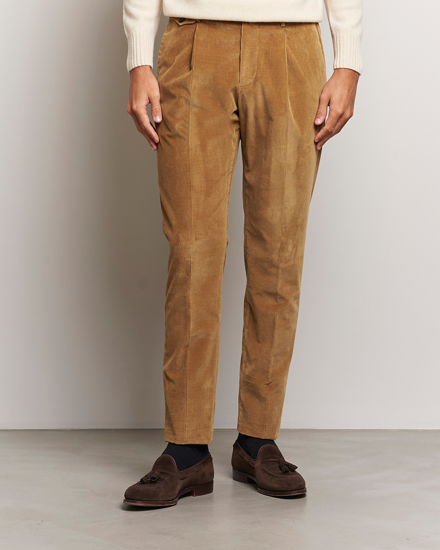 Hombres |  | PT01 | Slim Fit Corduroy Trousers Brown