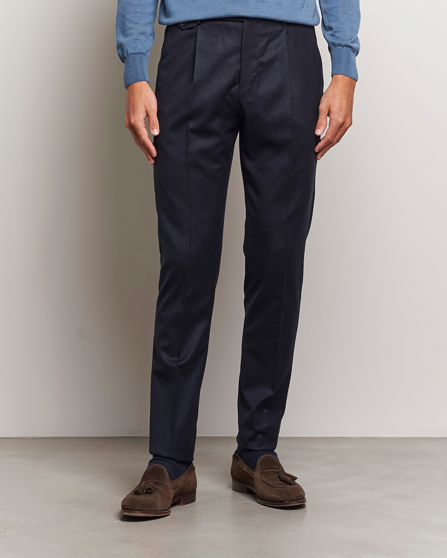 Hombres |  | PT01 | Slim Fit Pleated Flannel Trousers Navy