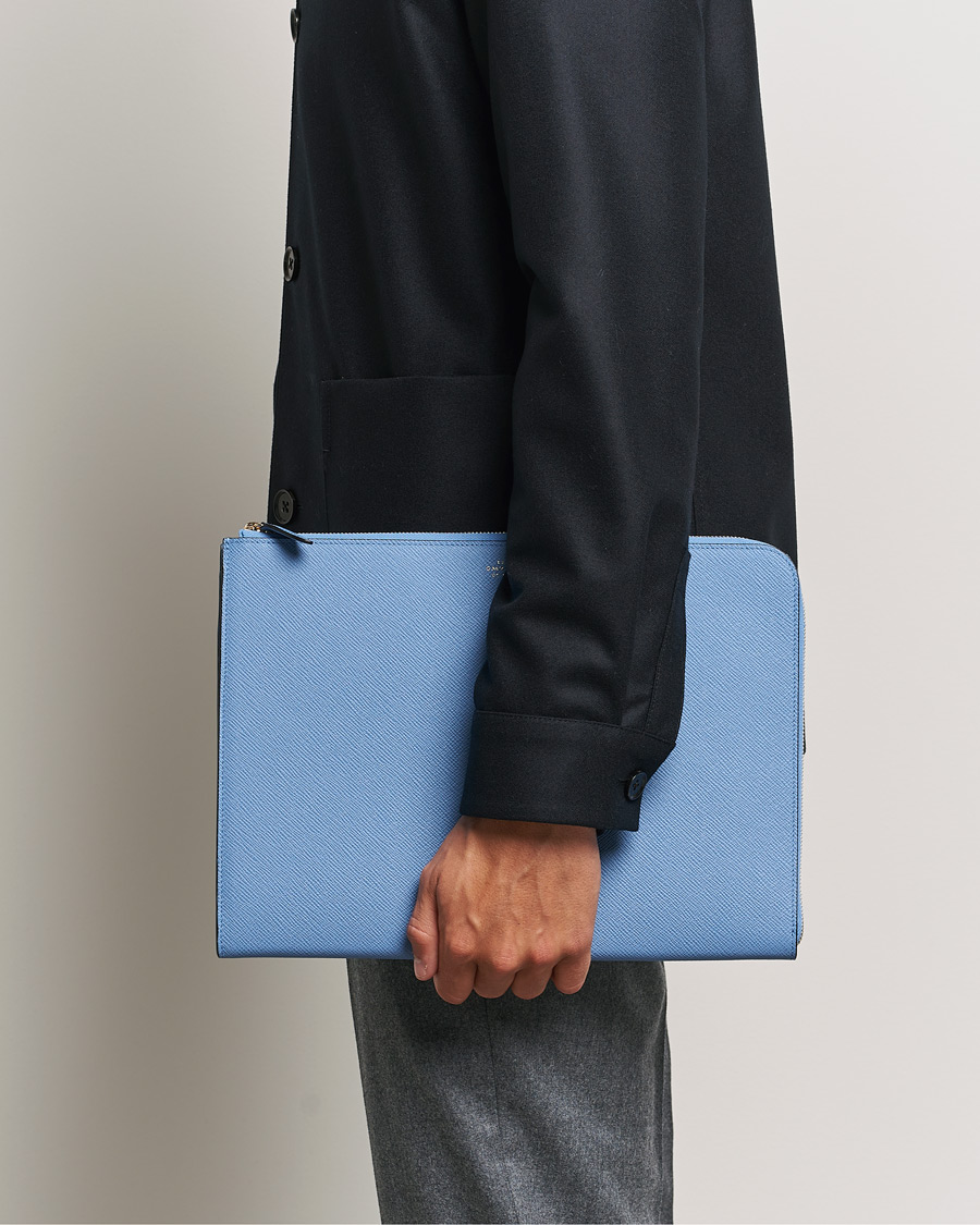 Hombres |  | Smythson | Panama Small Laptop Case Nile Blue