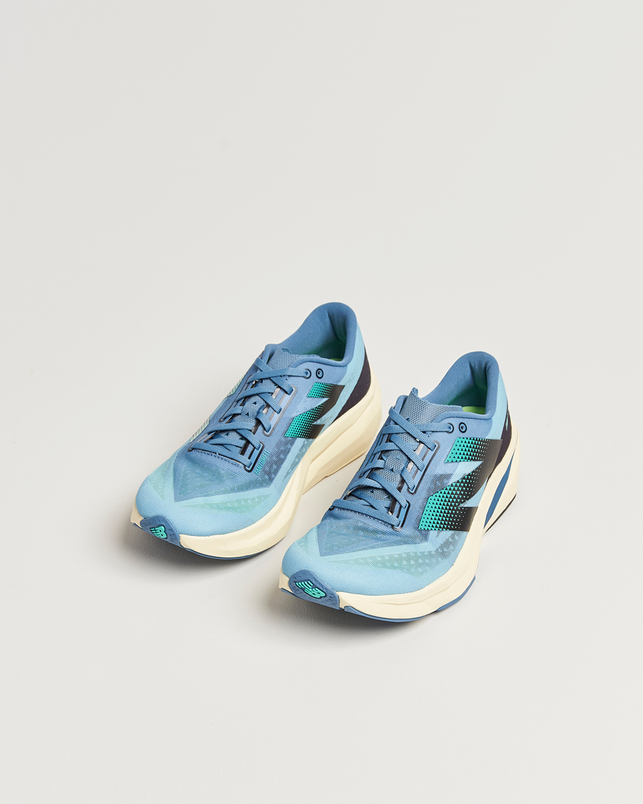 Hombres |  | New Balance Running | FuelCell Rebel v4 Blue