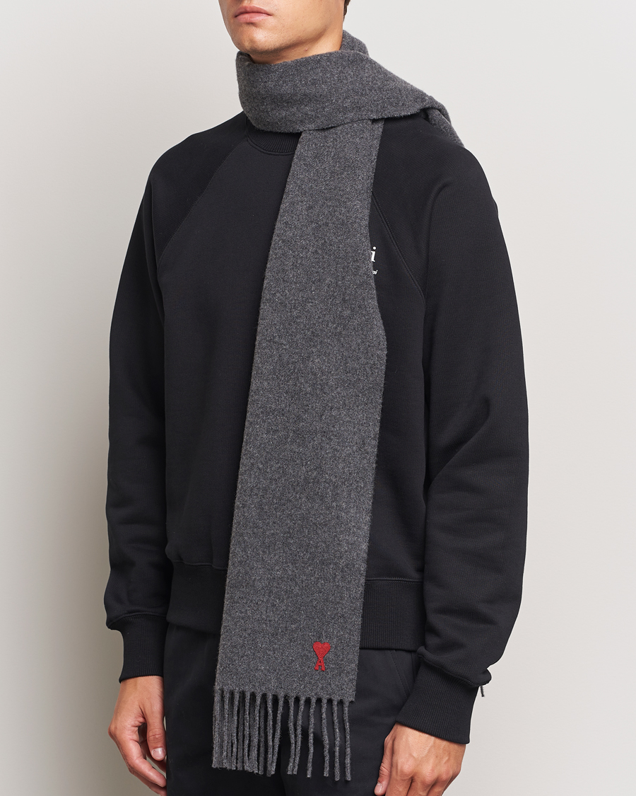 Hombres | Contemporary Creators | AMI | Heart Logo Scarf Dark Grey